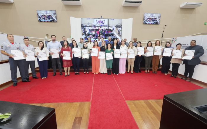 Câmara de Pindamonhangaba Realiza Sessão Solene em Homenagem aos Profissionais da Saúde