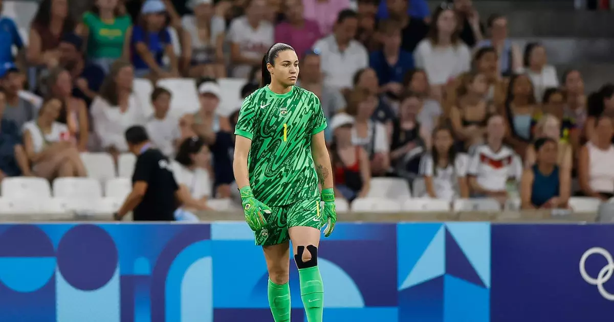 Lorena Batalha por Prêmio Internacional no Futebol Feminino