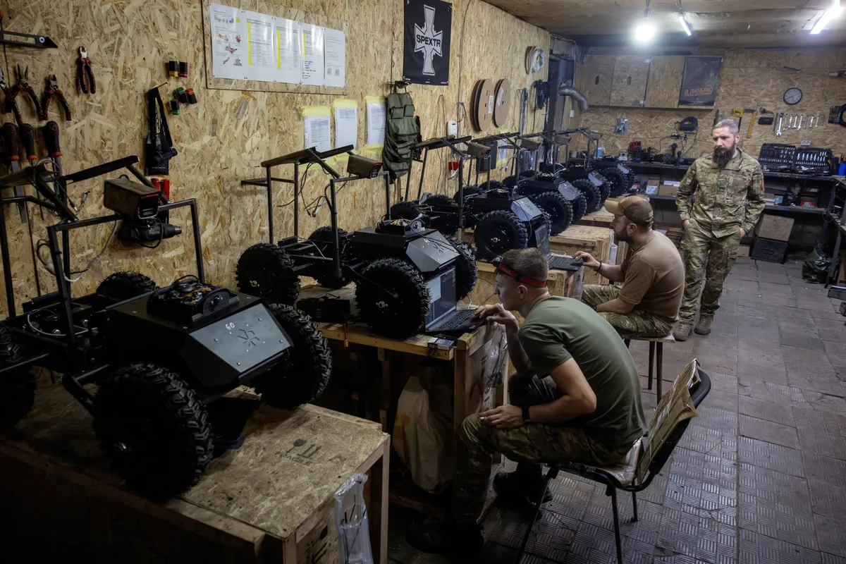 Robôs militares ganham destaque no leito de guerra da Ucrânia