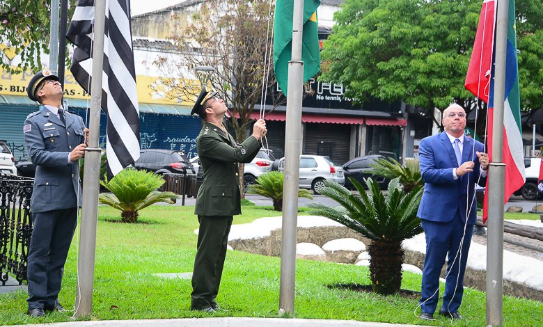 Pindamonhangaba comemora Independência com hasteamento de bandeiras
