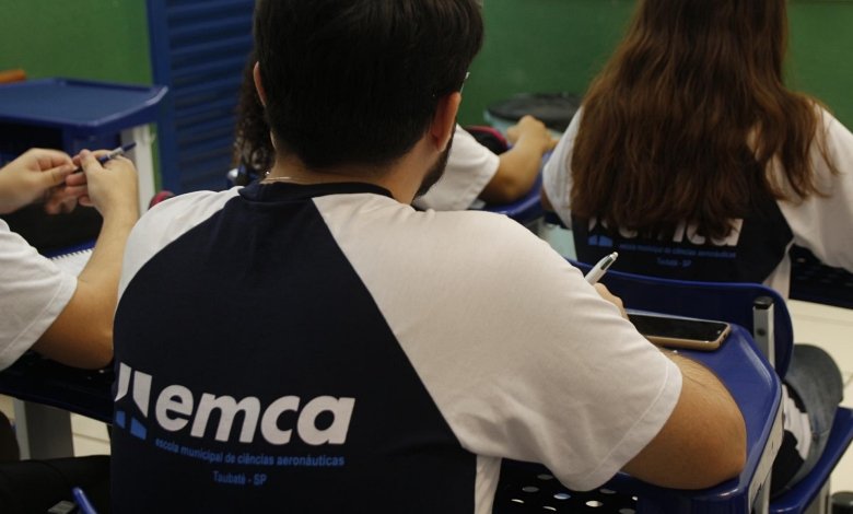 Taubaté ofertará 105 vagas para curso técnico em manutenção de aeronaves