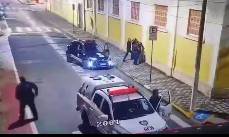 Câmeras do CSI auxiliam GCM em ocorrência preventiva e detenção de suspeitos