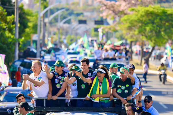 Daniel Vilela encerra maratona de agendas em Aparecida