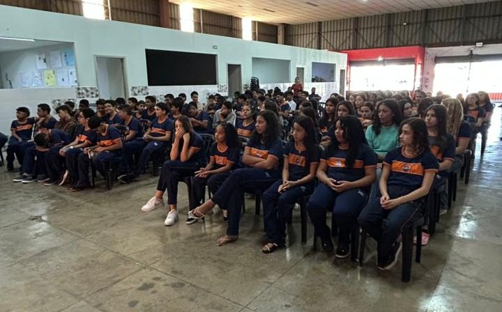 Jovens de Aparecida de Goiânia têm oportunidade de qualificação profissional