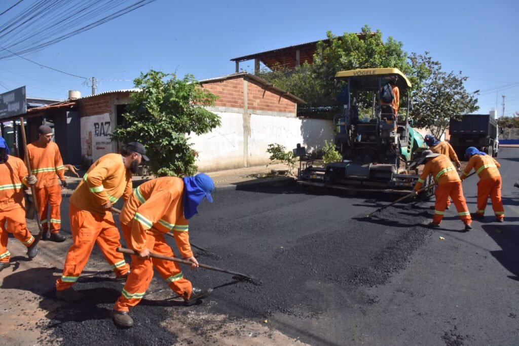 Aparecida divulga cronograma de recapeamento da semana; confira as ruas | Goiás365 - Informação o ano todo.