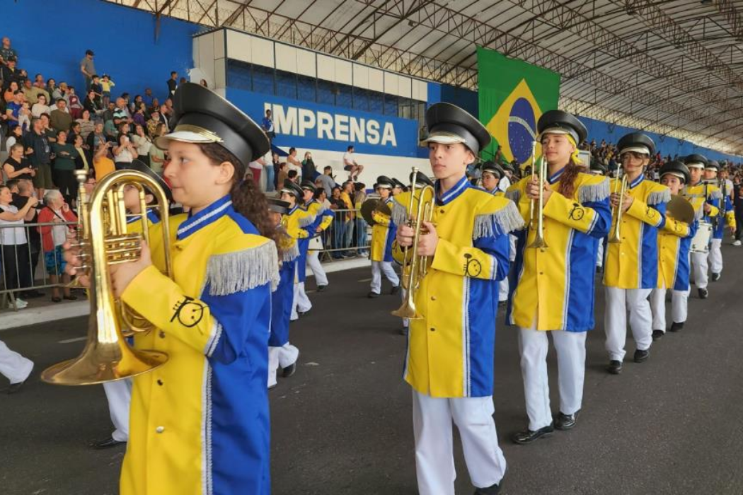 Taubaté comemora Dia da Independência com tradicional desfile na Avenida do Povo