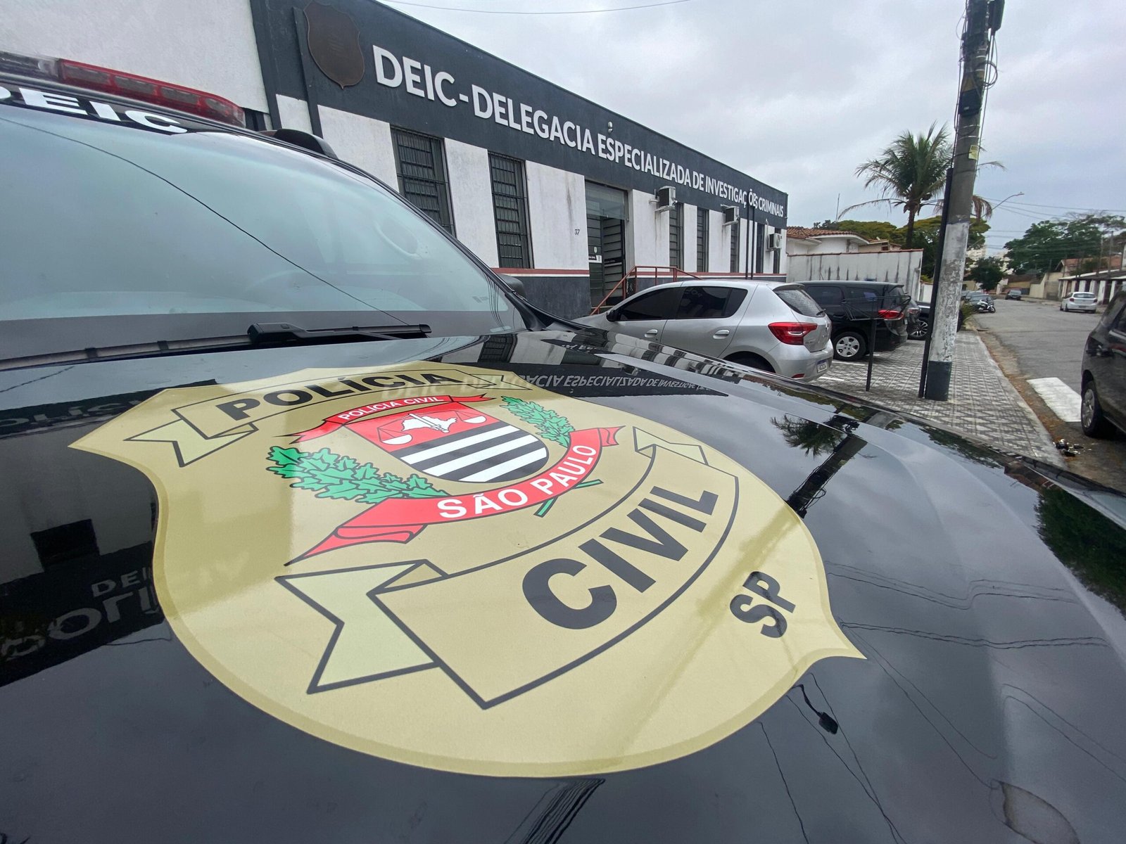 Quatro Pessoas Sendo Prisionais em Operação Contra Tráfico de Drogas na Região