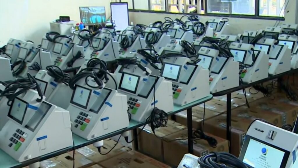 Urnas Eletrônicas Iniciam Preparação para 2º Turno em São José dos Campos